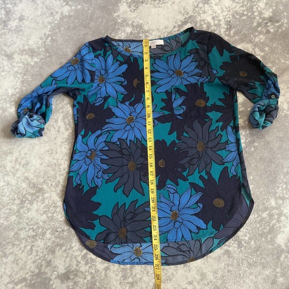 Loft Blue Floral Blouse Roll Tab Sleeve Size Small Polyester Chest Pocket - Picture 3 of 11